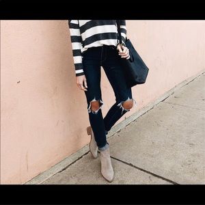 Levi’s 721 high rise skinny jeans.